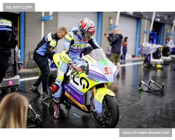 FE伦敦站双赛制回归 赛道夜幕下激战引爆街头速度魅力 FE伦敦站双赛制回归 赛道夜幕下激战引爆街头速度魅力