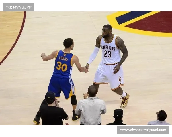 2016年骑士勇士圣诞大战经典回顾 神奇三分与逆转带来的传奇瞬间 2016年骑士勇士圣诞大战经典回顾 神奇三分与逆转带来的传奇瞬间